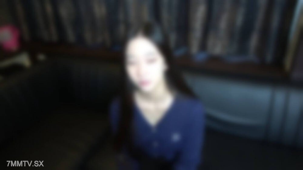FC2-PPV-4730461 〇20岁。人设完美，高中生身材，G罩杯的韩国美女。一眼望去，巨乳爆棚。完成了粉红削米饼中间的巨型油饼。
