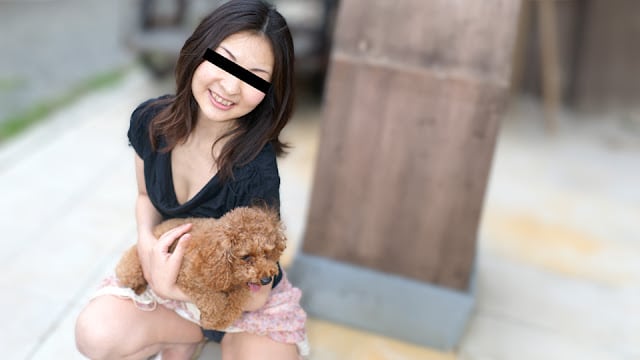 10musume 100324_01 僕の愛犬をダシに可愛い女の子をナンパでゲット！
